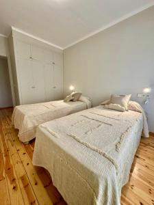 CAL QuEROL LlíViA 1 Venta fortaits y alquiler y clases esquí con transporte