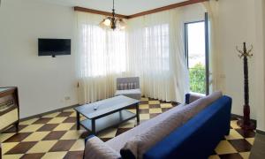 +61 Lounge Apartment