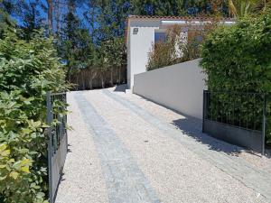 Maisons de vacances Maison T2 avec jacuzzi : photos des chambres