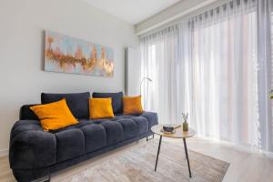 Towarowa Tower Apartments, Free Parking