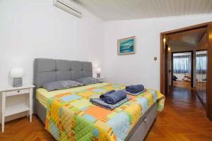 Holiday home in Kornic - Insel Krk 39437