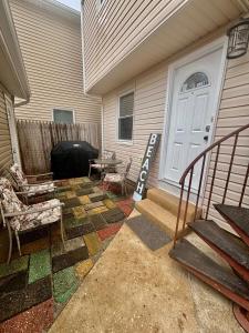 Gorgeous Beach House 2 blocks to the beach, Boardwalk, and amazing Restaurants