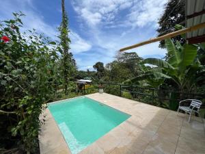 Entire home plus pool between Cahuita and Puerto Viejo Excellent Location