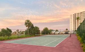 Panoramic Ocean View Condo