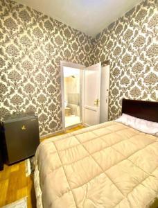 New Khufu 9 Pyramids view