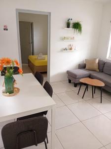 Vista Mariposa Apartment