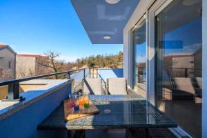 Apartment in Dramalj 49873