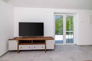 Holiday home in Tribalj 51443