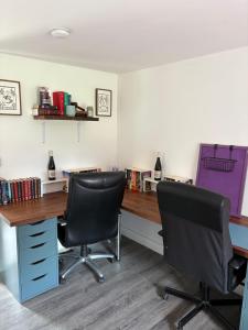 Siochain Agus Ciuin Teach