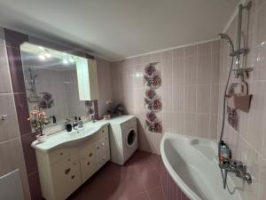 Supreme City Heart Suites 2