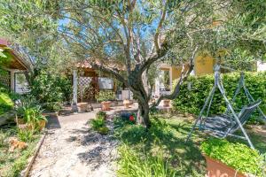 Apartment Razanj 12733b