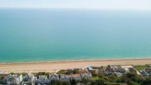 The Breakers - Sea Shell Apartment