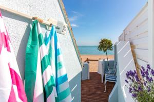 The Breakers - Sea Shell Apartment