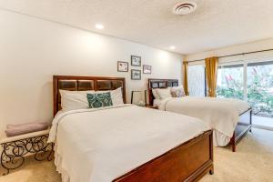 2 Mi to Galleta Meadows Desert Golf Retreat!