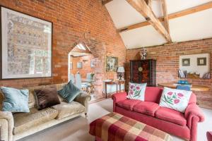 Chevaliers Coach House