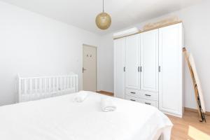 Apartments with parking space Vinisce, Trogir - 23986