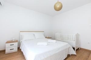 Apartments with parking space Vinisce, Trogir - 23986