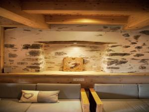 Maisons de vacances Mansion in Albertville near Ski Slopes, cleaning included : photos des chambres