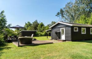 Gorgeous Home In Eskebjerg With Private Swimming Pool, Can Be Inside Or Outside