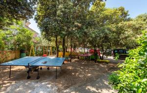 1 Bedroom Stunning Apartment In Mandre