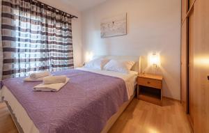 1 Bedroom Stunning Apartment In Mandre 
