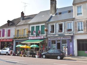 Maisons de vacances Holiday Home in Vignol with Heated Pool, cleaning included : photos des chambres