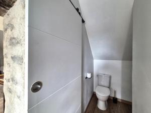 Maisons de vacances Stone House in Brittany near Roscoff & Beaches, cleaning included : photos des chambres