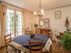 Villas Villa with Pool in Correze, cleaning included : photos des chambres