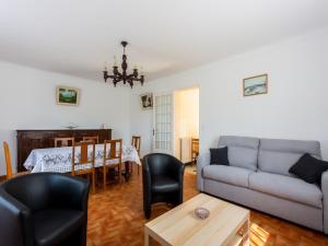 Maisons de vacances Holiday Home Arcangues near Beaches, cleaning included : photos des chambres