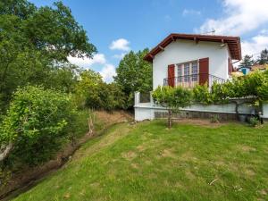 Maisons de vacances Holiday Home Arcangues near Beaches, cleaning included : photos des chambres