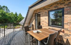 Cozy Apartment In Varde With Wifi