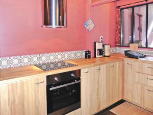 Appartements Apartment in Normandy near Pebble Beach, cleaning included : photos des chambres