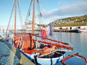 Appartements Apartment in Normandy near Pebble Beach, cleaning included : photos des chambres