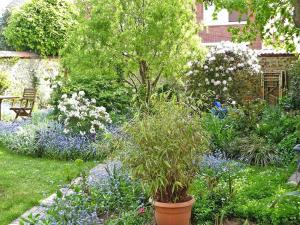 Appartements Apartment in Normandy near Pebble Beach, cleaning included : photos des chambres