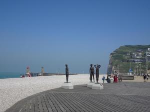 Appartements Apartment in Normandy near Pebble Beach, cleaning included : photos des chambres