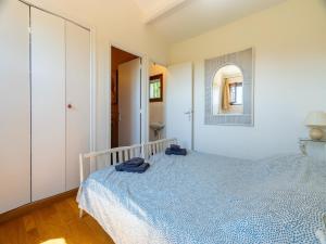Maisons de vacances Villa in France with Vineyards and Nature Views, cleaning included : photos des chambres