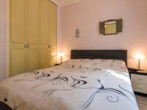 Maisons de vacances Bungalow near Dordogne with Pool and BBQ, cleaning included : photos des chambres
