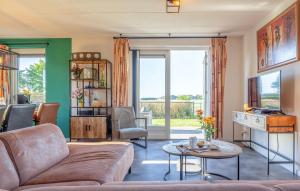 Nice Home In Tzummarum With Wifi