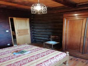 Chalets Chalet in France near the Beach & Pool, cleaning included : photos des chambres