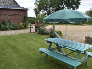 Maisons de vacances Home for 7 Guests in Plouvara, cleaning included : photos des chambres