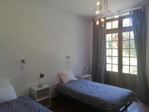 Maisons de vacances Hilltop Mansion with Pool, cleaning included : photos des chambres
