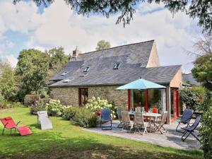 Maisons de vacances Stone House in Huelgoat, Brittany, cleaning included : photos des chambres