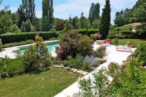 Maisons de vacances holiday home in Puymeras with garden, cleaning included : photos des chambres