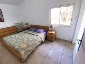 Maisons de vacances holiday home in Puymeras with garden, cleaning included : photos des chambres