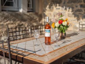 Maisons de vacances Holiday Home in Auvergne near Lespinasse Castle, cleaning included : photos des chambres