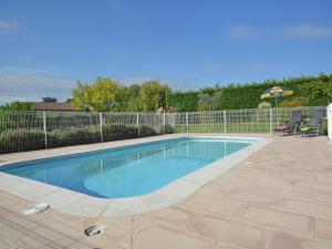 Villas Relaxing Villa Stay in Saint-Victor, cleaning included : photos des chambres