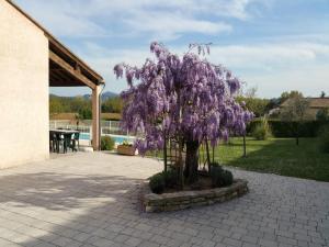 Villas Relaxing Villa Stay in Saint-Victor, cleaning included : photos des chambres
