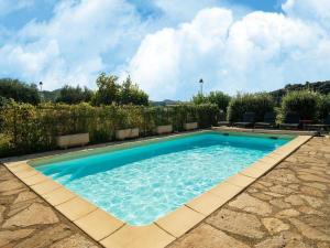 Villas Villa in Roquebrun with Private Pool, cleaning included : photos des chambres