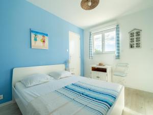 Villas Villa in Roquebrun with Private Pool, cleaning included : photos des chambres