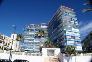 Apartment with Terrace and Sea View room in MyFlats Azul